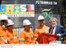 Presidente Lula recebe camiseta de trabalhadores da Petrobras, durante a inauguração da plataforma de petróleo P-50.jpg
