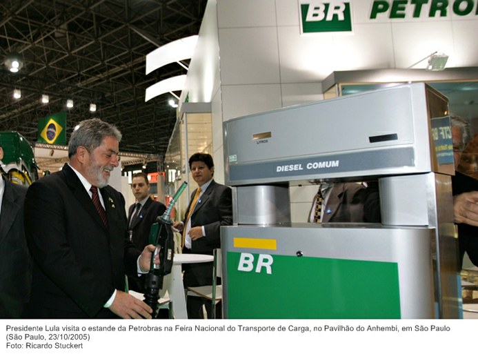 Presidente Lula visita o estande da Petrobras na Feira Nacional do Transporte de Carga, no Pavilhão do Anhembi, em São Paulo.jpg