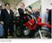 Presidente finge dirigir uma moto estacionada produzida pela Yamaha Motor da Amazônia, no Pólo Industrial de Manaus.jpg