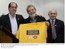 Presidente Lula, ao lado do presidente do Sindicato dos Comerciários do estado de São Paulo, Ricardo Patah (E), e do deputado federal (PL-SP) Luiz Antônio de Medeiros.jpg