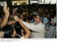 Presidente Lula cumprimenta populares durante chegada à sede da Superintendência da Zona Franca de Manaus (Suframa).jpg