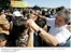 Presidente Lula cumprimenta populares durante visita às obras do trecho ferroviário Araguaína - Arguiarnópolis (2).jpg
