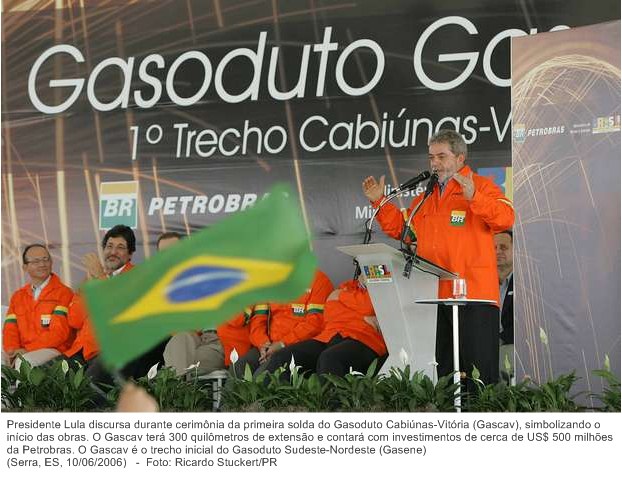 Presidente Lula discursa durante cerimônia da primeira solda do Gasoduto Cabiúnas-Vitória (Gascav).jpg