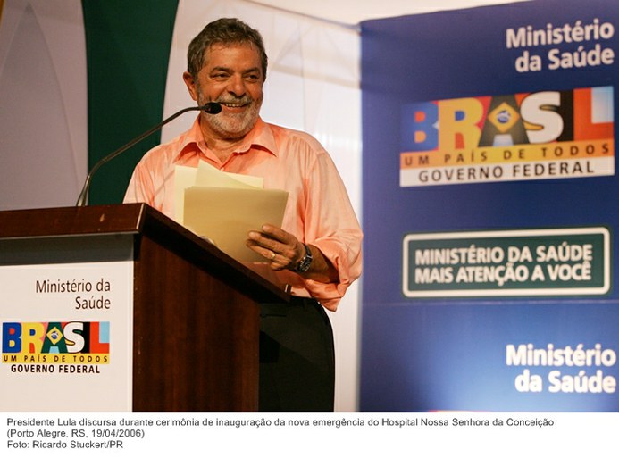 Presidente Lula discursa durante cerimônia de inauguração da nova emergência do Hospital Nossa Senhora da Conceição.jpg
