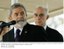Presidente Lula discursa durante visita ao 20º Grupo de Artilharia de Campanha Leve e a oficinas do programa Soldado Cidadão. Ao fundo, o governador do Estado, Cláudio Lembo.jpg