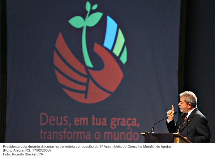 Presidente Lula durante discurso na cerimônia por ocasião da 9ª Assembléia do Conselho Mundial de Igrejas.jpg