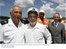 Presidente Lula e o comandante do barco que o conduziu durante visita às obras do cais de Capuaba.jpg