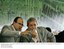 Presidente Lula e o governador do Espírito Santo, Paulo Hartung, conversam durante a cerimônia de inauguração da Subestação de Energia Elétrica de Viana.jpg