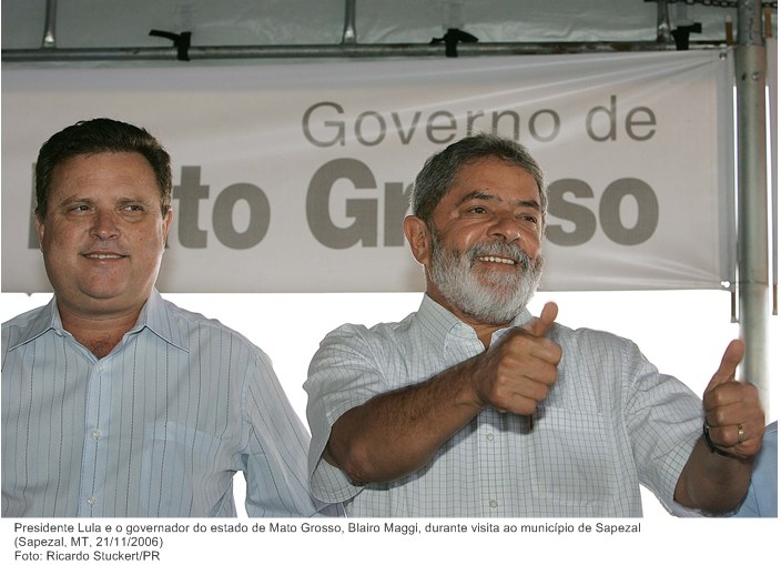 Presidente Lula e o governador do estado de Mato Grosso, Blairo Maggi, durante visita ao município de Sapezal.jpg
