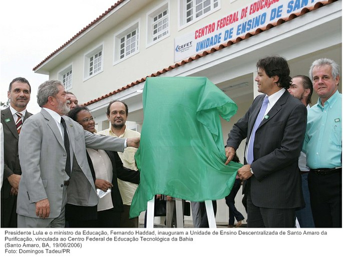 Presidente Lula e o ministro da Educação, Fernando Haddad, inauguram a Unidade de Ensino Descentralizada de Santo Amaro da Purificação.jpg