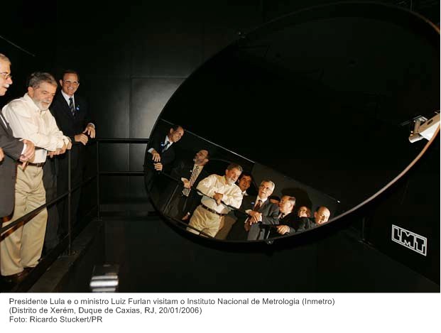 Presidente Lula e o ministro Luiz Furlan visitam o Instituto Nacional de Metrologia (Inmetro).jpg