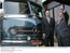 Presidente Lula e o presidente mundial do grupo DaimlerChrysler, Dieter Zetsche, posam ao lado de um ônibus produzido pela fábrica da Mercedes-Benz no Brasil.jpg