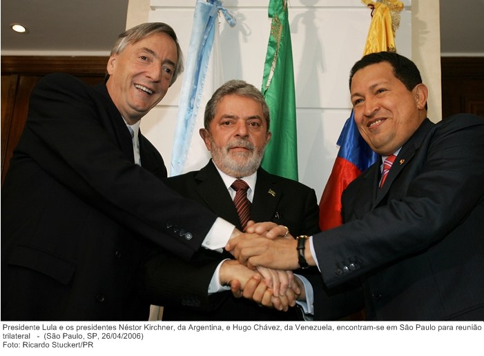 Presidente Lula e os presidentes Néstor Kirchner, da Argentina, e Hugo Chávez, da Venezuela, encontram-se em São Paulo para reunião trilateral.jpg