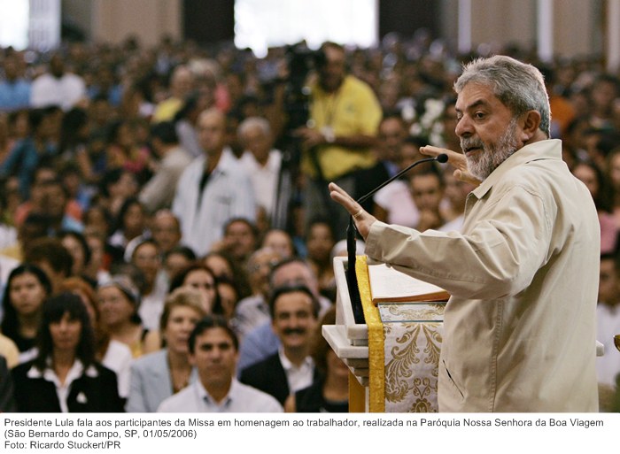 Presidente Lula fala aos participantes da Missa em homenagem ao trabalhador, realizada na Paróquia Nossa Senhora da Boa Viagem.jpg