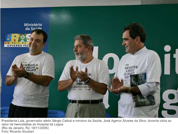 Presidente Lula, governador eleito Sérgio Cabral e ministro da Saúde, José Agenor Álvares da Silva, durante visita ao setor de hemodiálise do Hospital da Lagoa.jpg