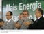 Presidente Lula, o ministro de Minas e Energia, Silas Rondeau (D), e o governador do Espírito Santo, Paulo Hartung (E), durante a cerimônia de inauguração da Subestação de Energia Elétrica.jpg