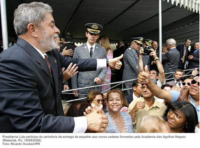 Presidente Lula participa da cerimônia de entrega de espadim aos novos cadetes formados pela Academia das Agulhas Negras.jpg