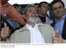 Presidente Lula acena para visitantes da 73ª ExpoZebu, acompanhado do governador Aécio Neves.