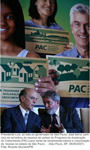Presidente Lula, ao lado do governador de São Paulo, José Serra, participa da cerimônia de repasse de verbas do Programa de Aceleração do Crescimento (PAC).
