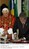 Presidente Lula carimba o selo comemorativo da visita ao Brasil do Papa Bento XVI.