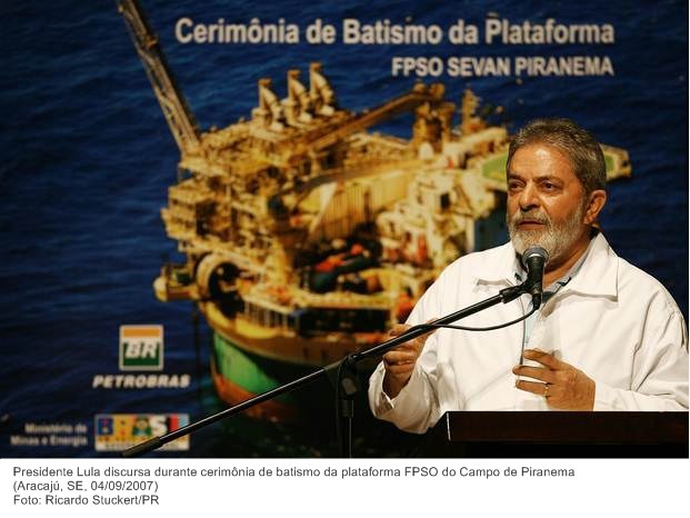 Presidente Lula discursa durante cerimônia de batismo da plataforma FPSO do Campo de Piranema.