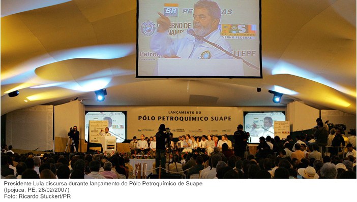 Presidente Lula discursa durante lançamento do Pólo Petroquímico de Suape.