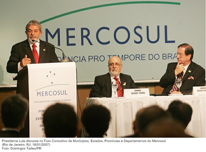 Presidente Lula discursa no Foro Consultivo de Municípios, Estados, Províncias e Departamentos do Mercosul.