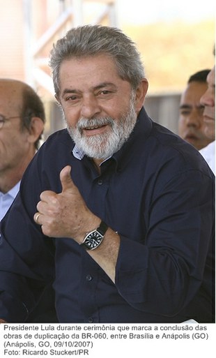 Presidente Lula durante cerimônia que marca a conclusão das obras de duplicação da BR-060, entre Brasília e Anápolis (GO).