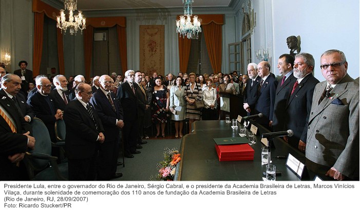 Presidente Lula durante solenidade de comemoração dos 110 anos de fundação da Academia Brasileira de Letras.