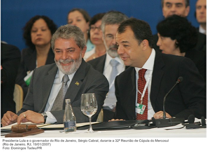 Presidente Lula e o governador do Rio de Janeiro, Sérgio Cabral, durante a 32ª Reunião de Cúpula do Mercosul.