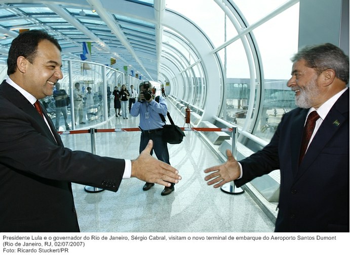 Presidente Lula e o governador do Rio de Janeiro, Sérgio Cabral, visitam o novo terminal de embarque do Aeroporto Santos Dumont.