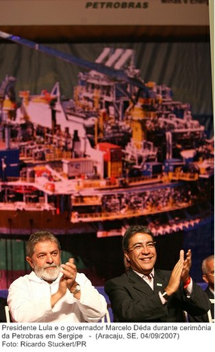 Presidente Lula e o governador Marcelo Déda durante cerimônia da Petrobras em Sergipe.