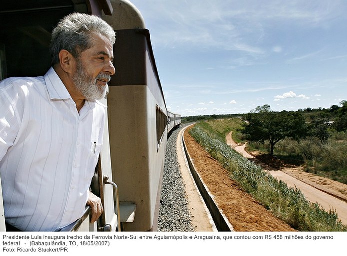 Presidente Lula inaugura trecho da Ferrovia Norte-Sul entre Aguiarnópolis e Araguaína, que contou com R$ 458 milhões do governo federal.