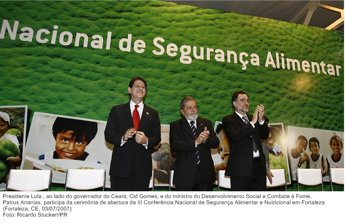 Presidente Lula  participa da cerimônia de abertura da III Conferência Nacional de Segurança Alimentar e Nutricional em Fortaleza.