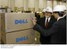 Presidente Lula visita as instalações da fábrica de computadores da Dell no Brasil.
