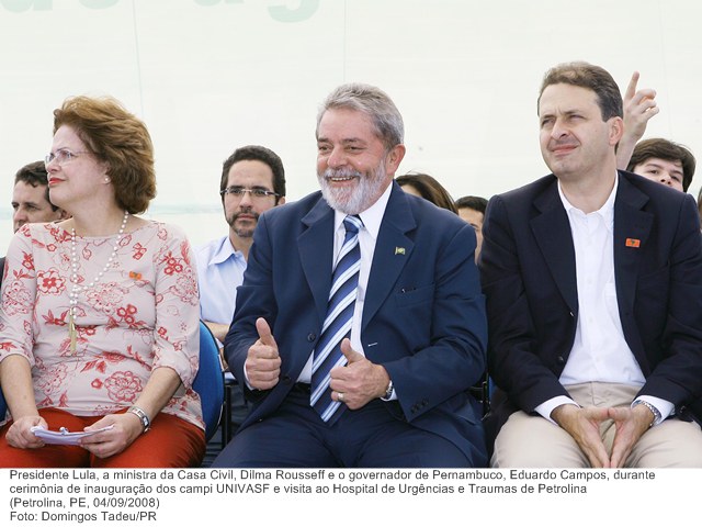 Presidente Lula, a ministra da Casa Civil, Dilma Rousseff e o governador de Pernambuco, Eduardo Campos, durante cerimônia de inauguração dos campi UNIVASF.