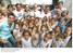 Presidente Lula ao lado de moradores da Rocinha, durante visita ao Rio de Janeiro.
