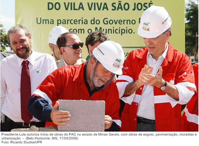 Presidente Lula autoriza início de obras do PAC no estado de Minas Gerais, com obras de esgoto, pavimentação, moradias e urbanização (2).