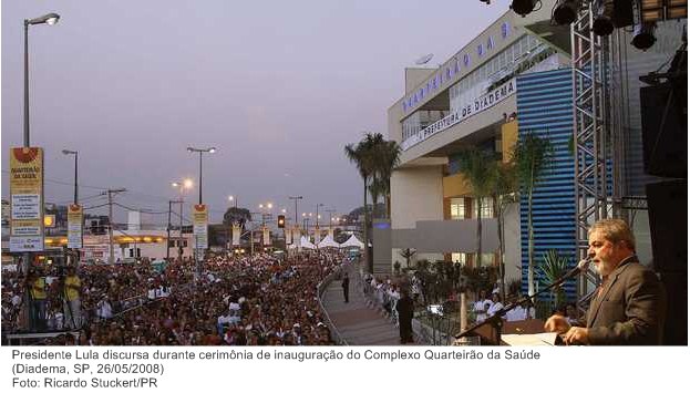 Presidente Lula discursa durante cerimônia de inauguração do Complexo Quarteirão da Saúde.