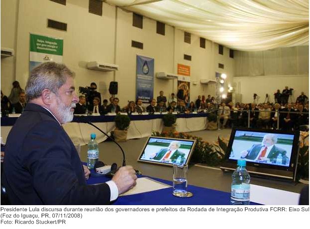 Presidente Lula discursa durante reunião dos governadores e prefeitos da Rodada de Integração Produtiva FCRR Eixo Sul.