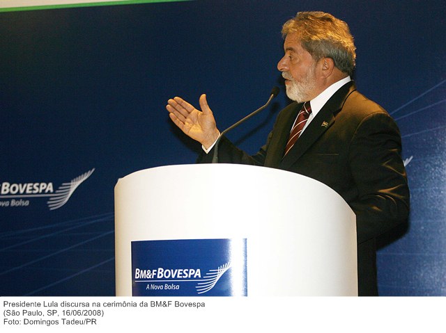 Presidente Lula discursa na cerimônia da BM&F Bovespa.