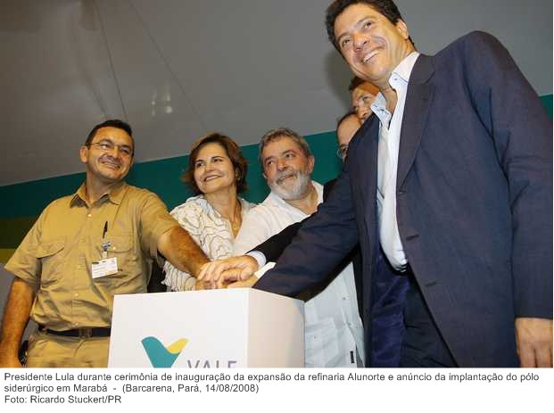 Presidente Lula durante cerimônia de inauguração da expansão da refinaria Alunorte e anúncio da implantação do pólo siderúrgico em Marabá.
