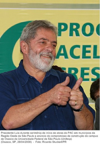 Presidente Lula durante cerimônia de início de obras do PAC em municípios da Região Oeste de São Paulo (2).