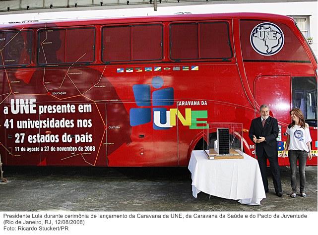 Presidente Lula durante cerimônia de lançamento da Caravana da UNE, da Caravana da Saúde e do Pacto da Juventude.