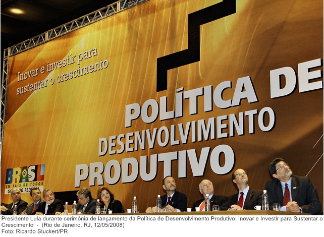 Presidente Lula durante cerimônia de lançamento da Política de Desenvolvimento Produtivo Inovar e Investir para Sustentar o Crescimento.