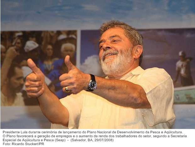 Presidente Lula durante cerimônia de lançamento do Plano Nacional de Desenvolvimento da Pesca e Aqüicultura.