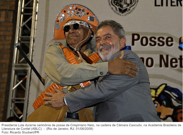Presidente Lula durante cerimônia de posse de Crispiniano Neto, na cadeira de Câmara Cascudo, na Academia Brasileira de Literatura de Cordel (ABLC).