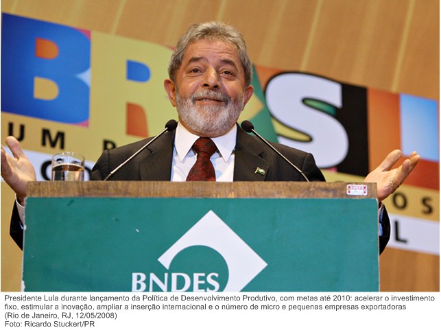Presidente Lula durante lançamento da Política de Desenvolvimento Produtivo, com metas até 2010.