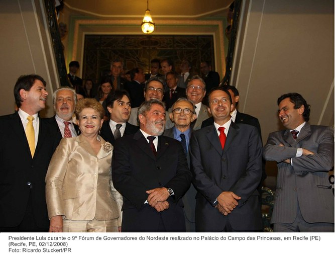 Presidente Lula durante o 9º Fórum de Governadores do Nordeste realizado no Palácio do Campo das Princesas, em Recife.