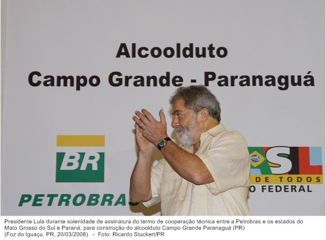Presidente Lula durante solenidade de assinatura do termo de cooperação técnica entre a Petrobras e os estados do Mato Grosso do Sul e Paraná